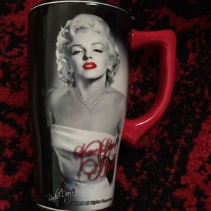 Marilyn travel coffee mug